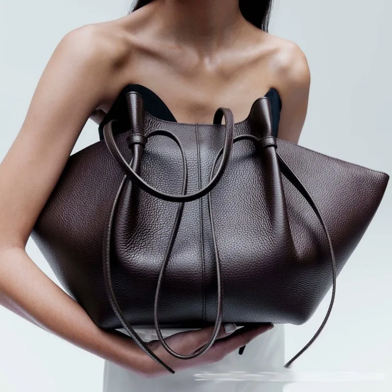 กระเป๋าหนังสะพายไหล่ทรง Dumpli - Leather Work Bag Women บทวิจารณ์และราคา